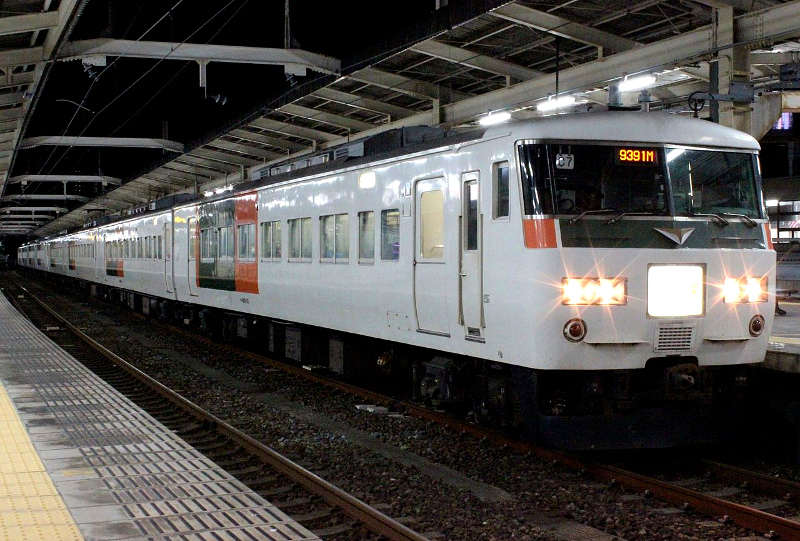Moonlight Nagara: Night train with the JR Pass