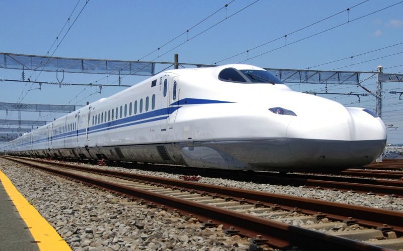 Shinkansen n700s