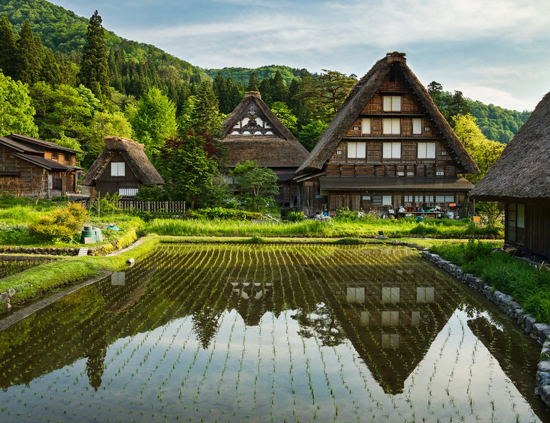 shirakawago-houses