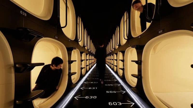 Accomodation in Japan: Capsule Hotel